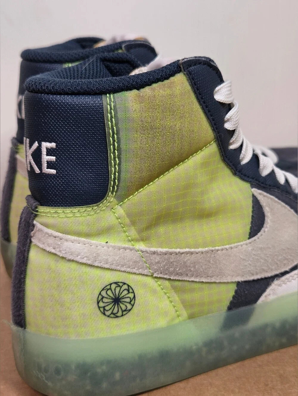 Nike Blazer Mid 77 GS Move To Zero Armory Navy Kids Size 5Y DO2699-400 Youth